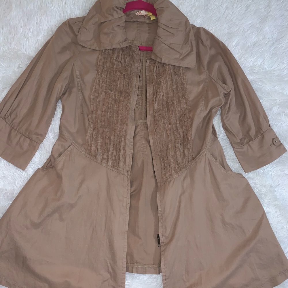 Tunic zip up with ruffles and pockets